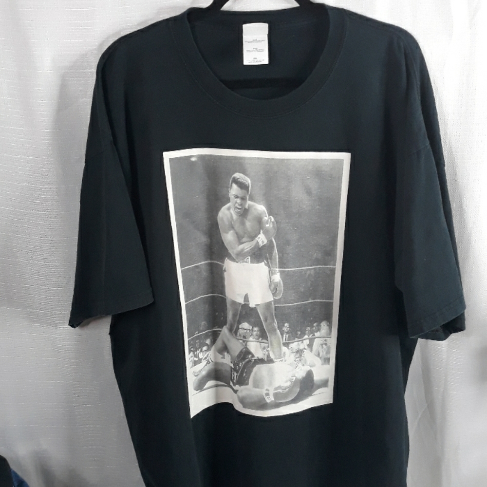 Muhammad Ali graphic t-shirt